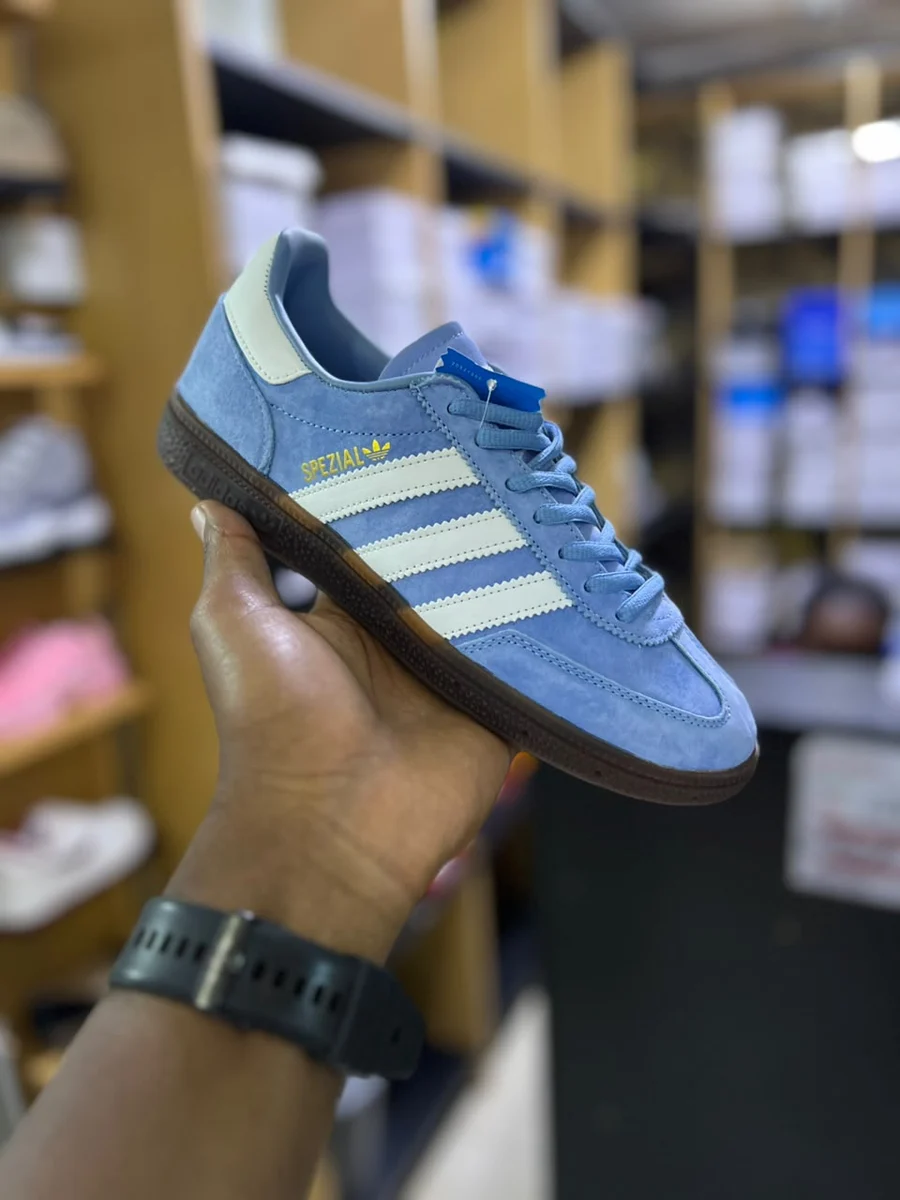Adidas Adidas Handball Spezial Light Blue in Light Blue / Cream / Gum — thumbnail 3