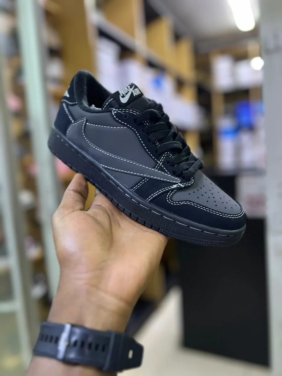 Jordan Air Jordan 1 Low Travis Scott Black Phantom in Black / Dark Grey / White stitch — thumbnail 2