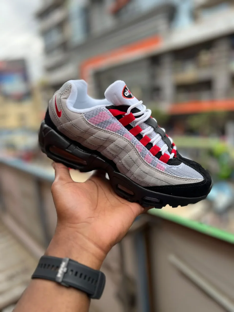 Nike Nike Air Max 95 Grey Chilli Red — Grey / Black / Chilli Red