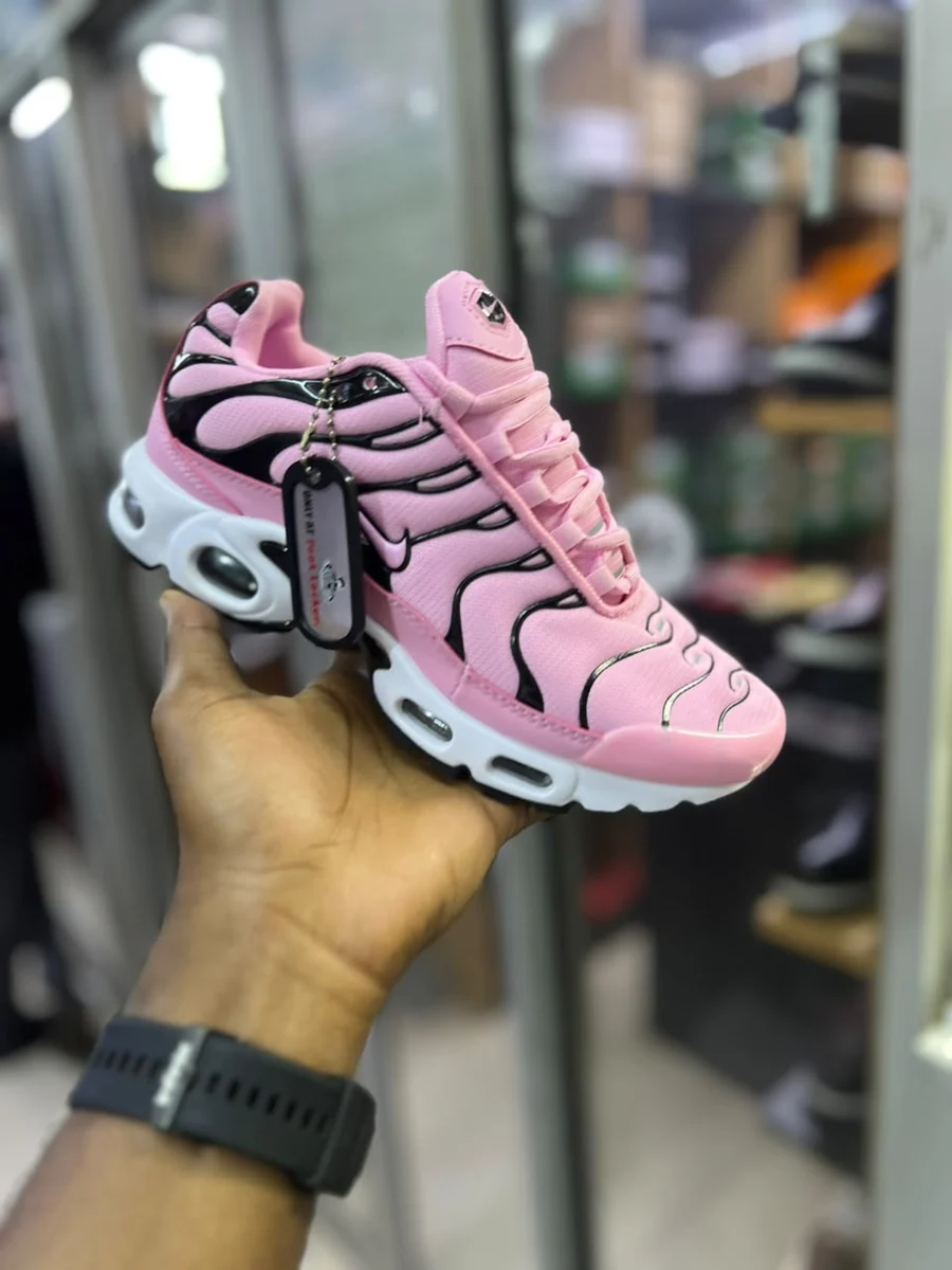 Nike Nike Air Max Plus Pink Black — Pink / Black / White