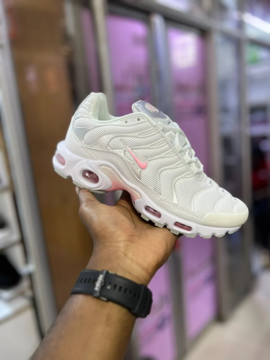 Nike Nike Air Max Plus White Pink — White / Pink