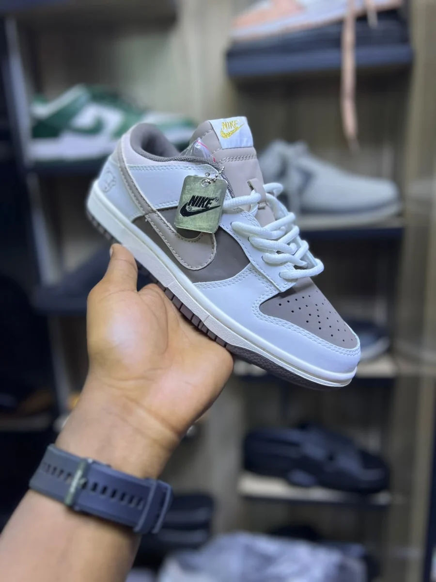 Nike Nike Dunk Low White Taupe — White / Taupe Grey