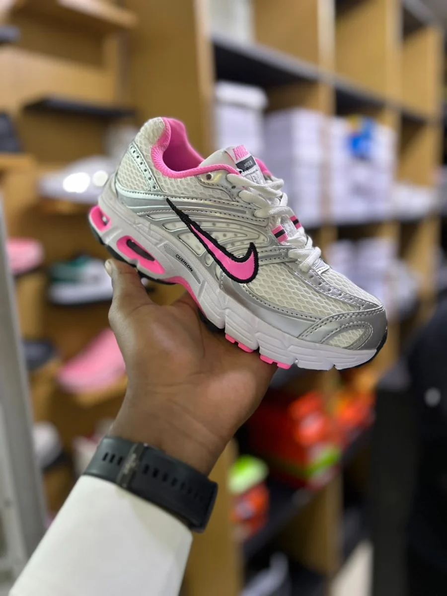 Nike Nike Initiator White Pink — White / Metallic Silver / Pink